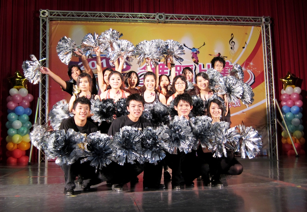 中國醫藥大學踢踏舞團表現最吸晴