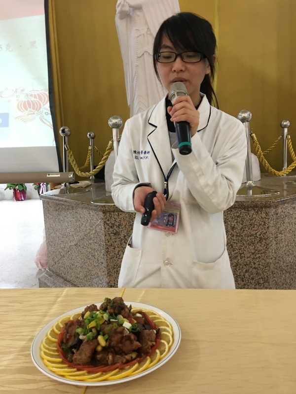 北港媽祖醫院營養科推出猴彩頭年菜。