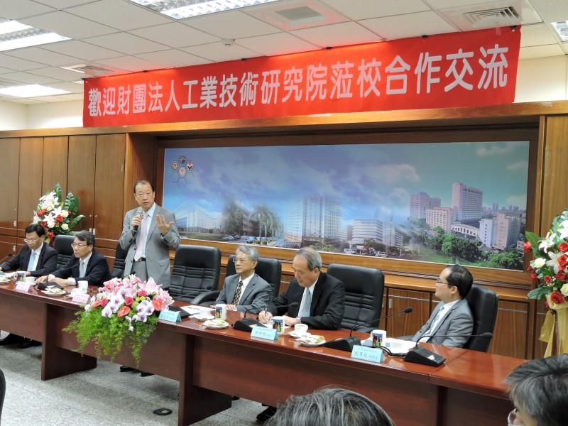中國醫大、亞洲大學與工業技術研究院舉行學研合作交流會議。