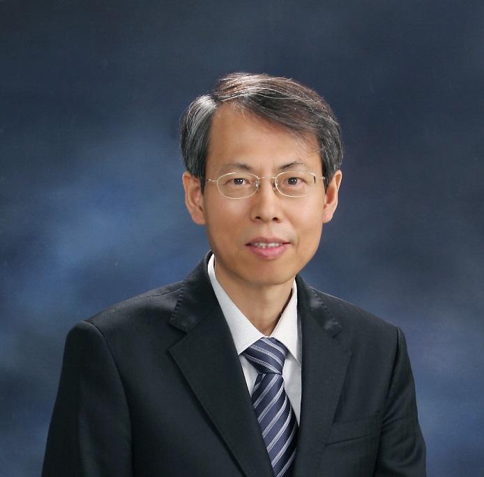講者韓國首爾國立大學藥學系Jin-Woong Kim教授