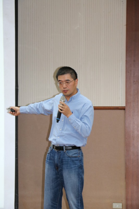 Dr. Feng Qiao