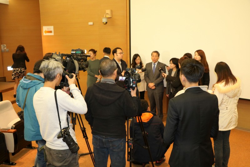 李文華院士團隊接受媒體記者聯訪。 