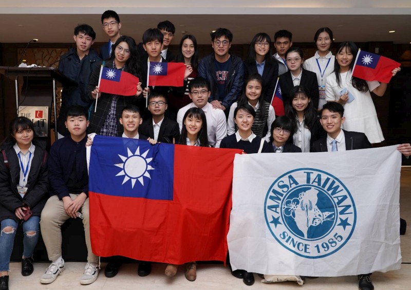 
	台灣醫學生參加2020年在印度舉行的東亞醫學生會議。

