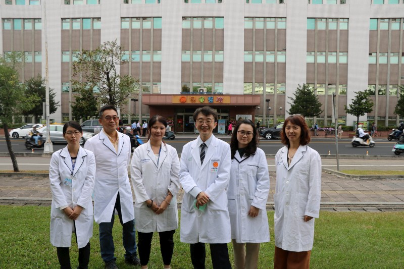 
	中國醫藥大學兒童醫院院長王志堯醫師跨校院科研團隊榮獲今年第十八屆國家新創獎
