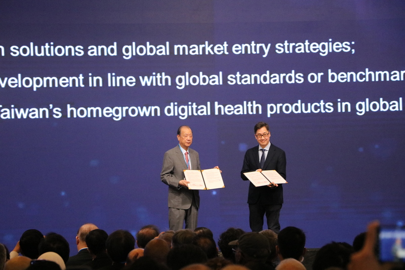 
	蔡長海董事長代表生策會與微軟全球醫療長David Rhew簽署MOU
